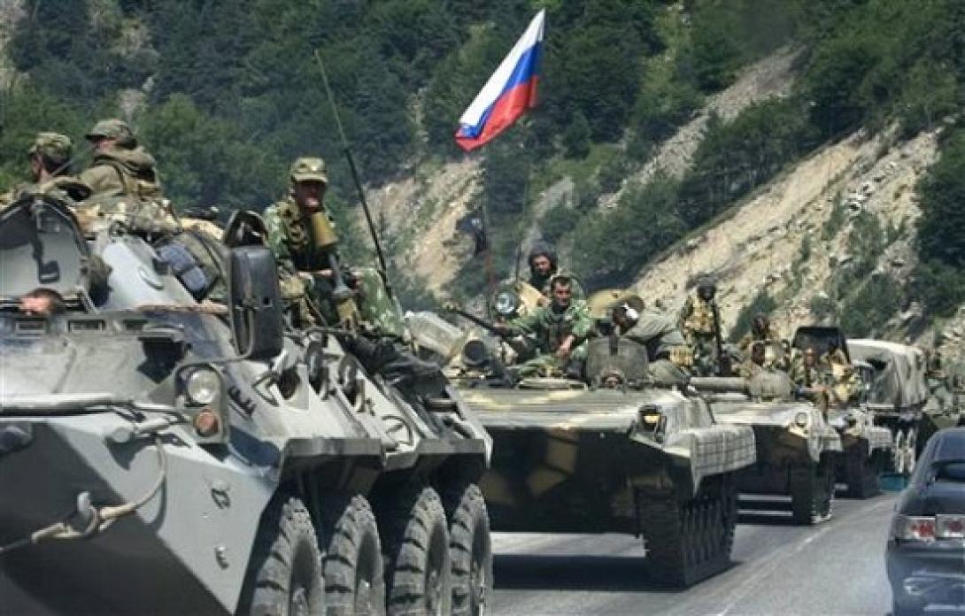 Οι Ρώσοι κατέλαβαν ουκρανική βάση στην Κριμαία, σύμφωνα με το Interfax