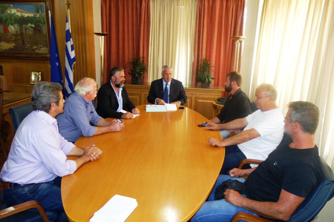 βοριδης αγροτες κρητη.jpg