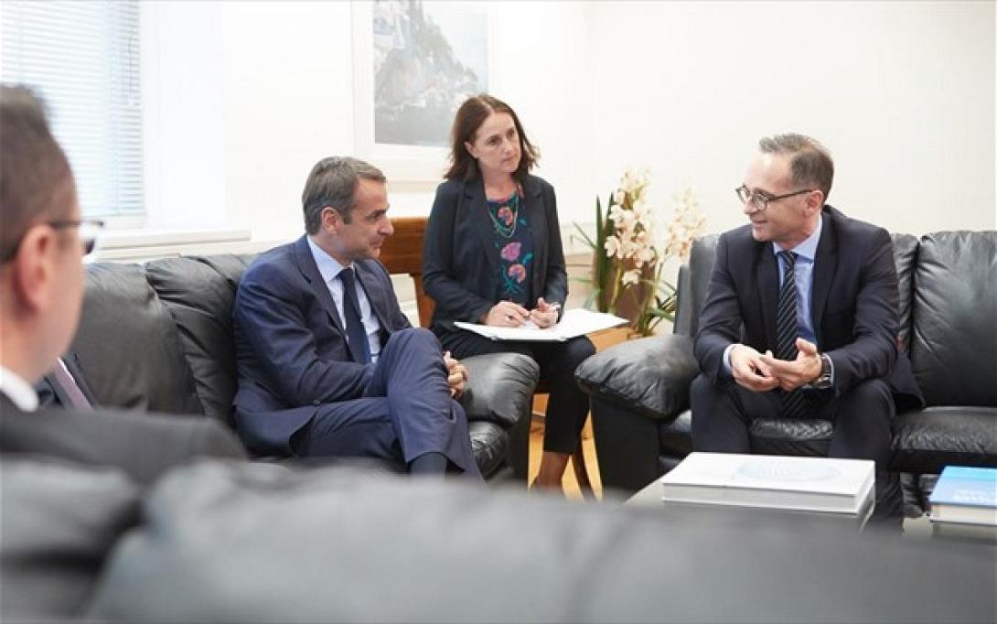 kur-mitsotakis-x-maas.jpg