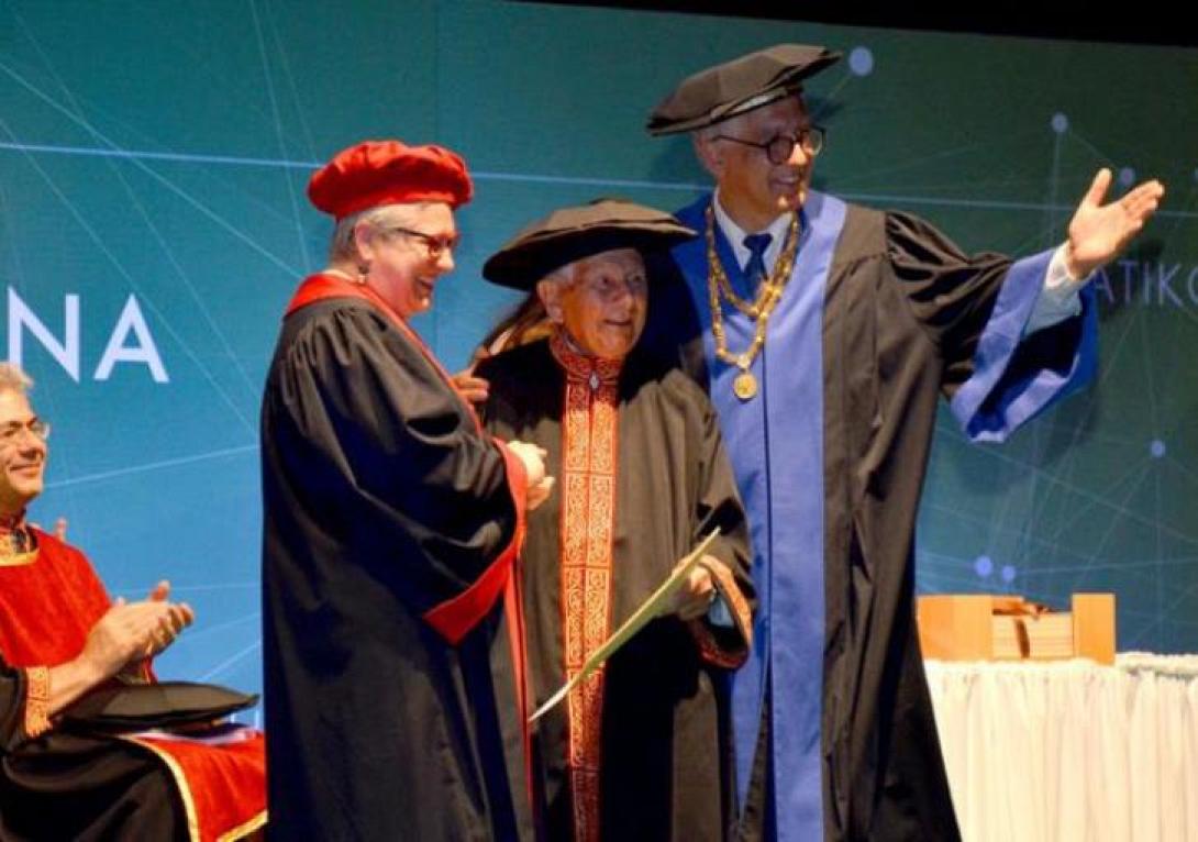 πτυχιουχος 97