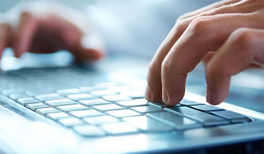 laptop_madata_529927651.jpg