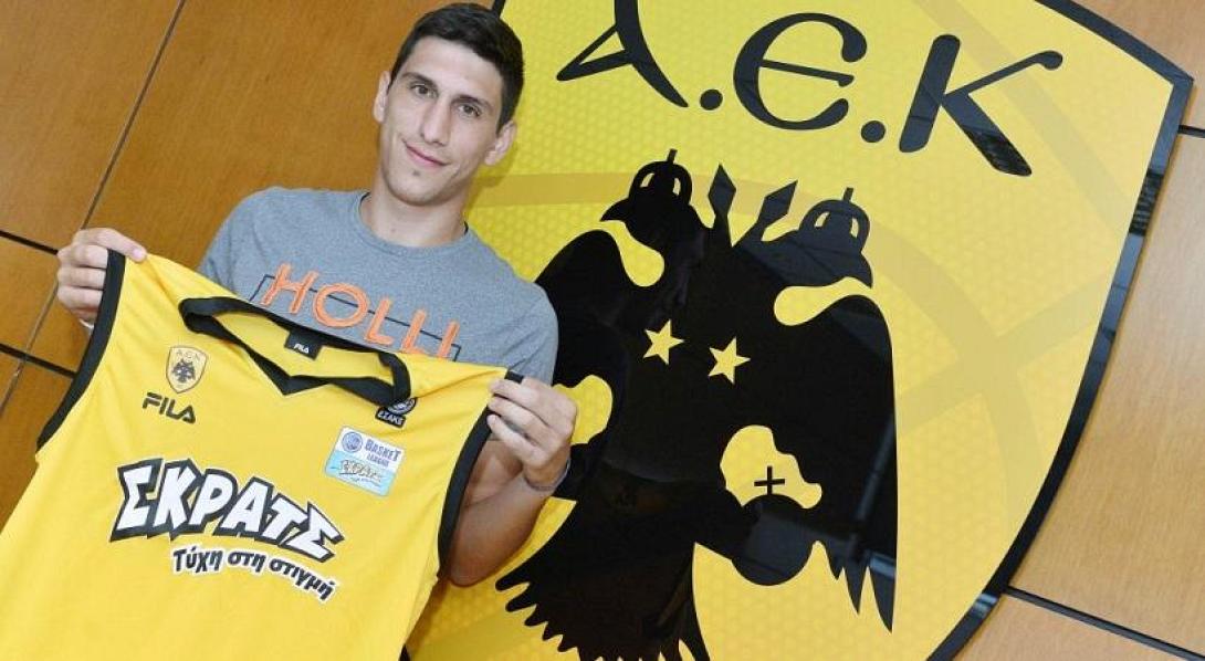 larentzakis.jpg