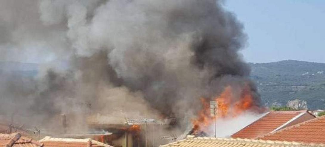 φωτια λευκαδα