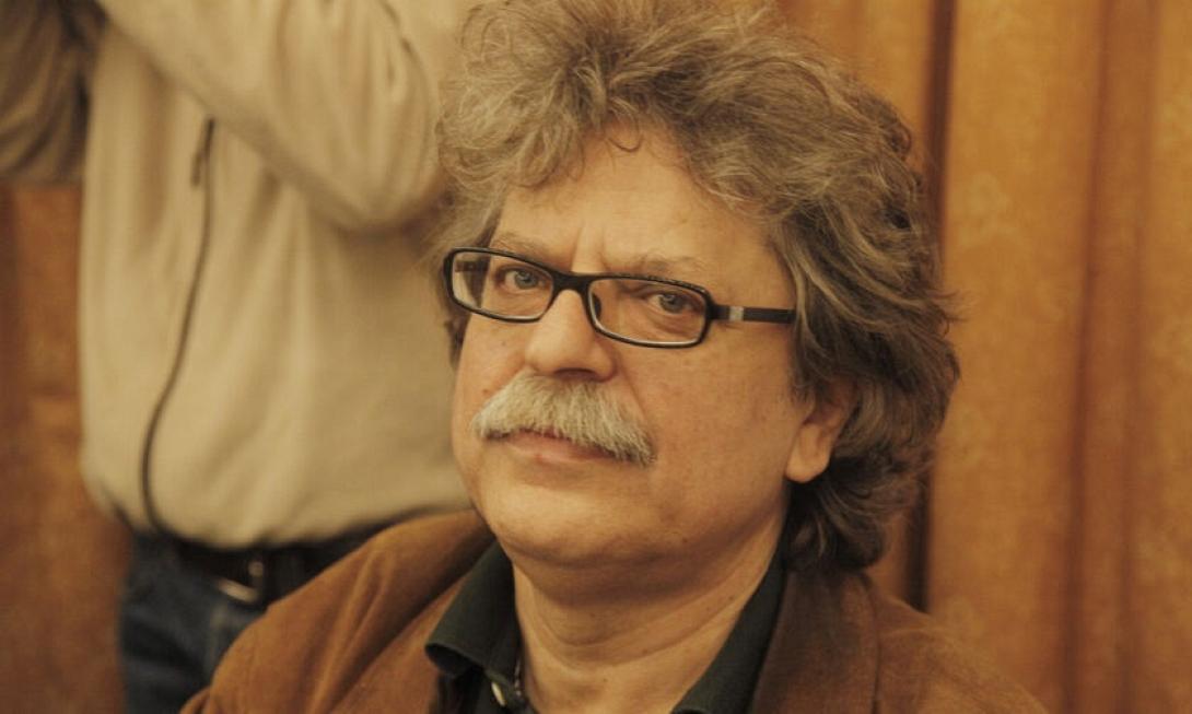λευτέρης κατσικαρέλης