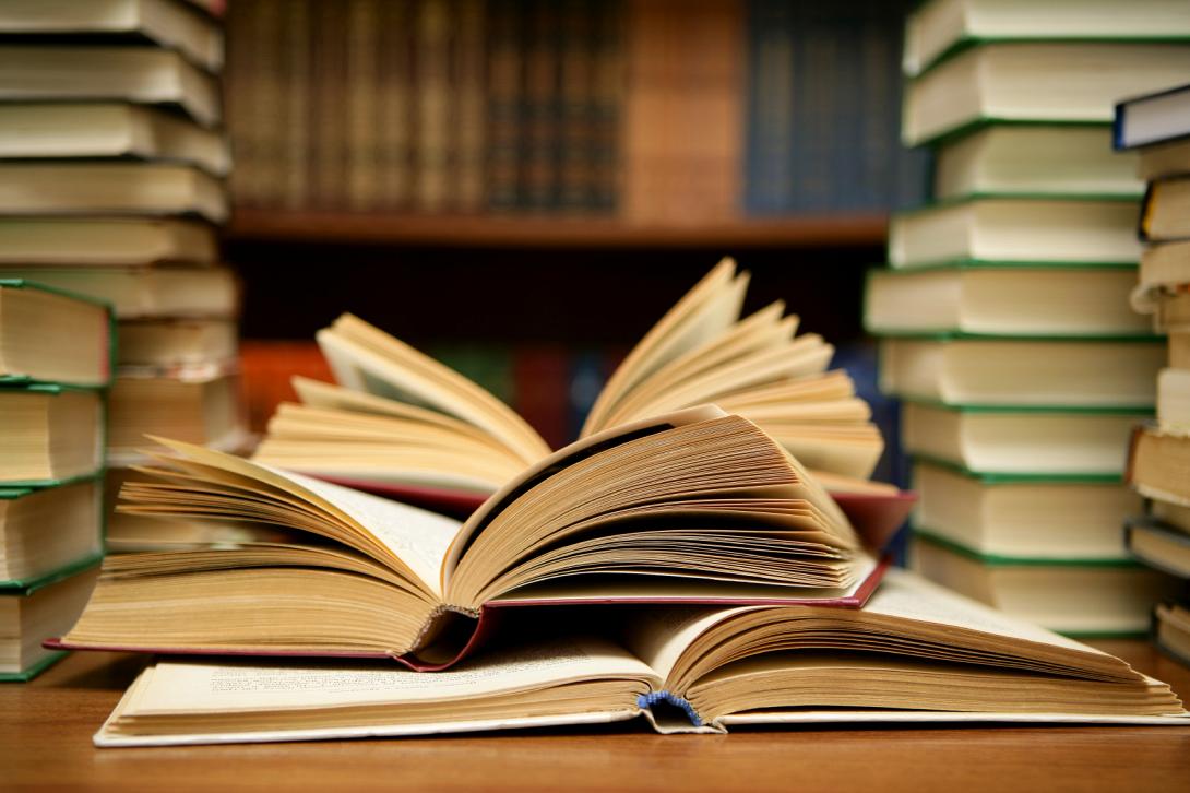Η παρουσίαση των βιβλίων του Γιάννη Πετσαλάκη στο Ηράκλειο