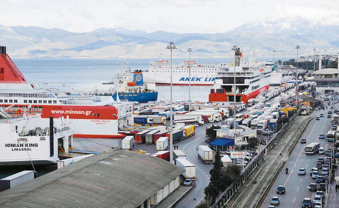 Πάτρα: Συνελήφθησαν και θα απελαθούν 42 μετανάστες