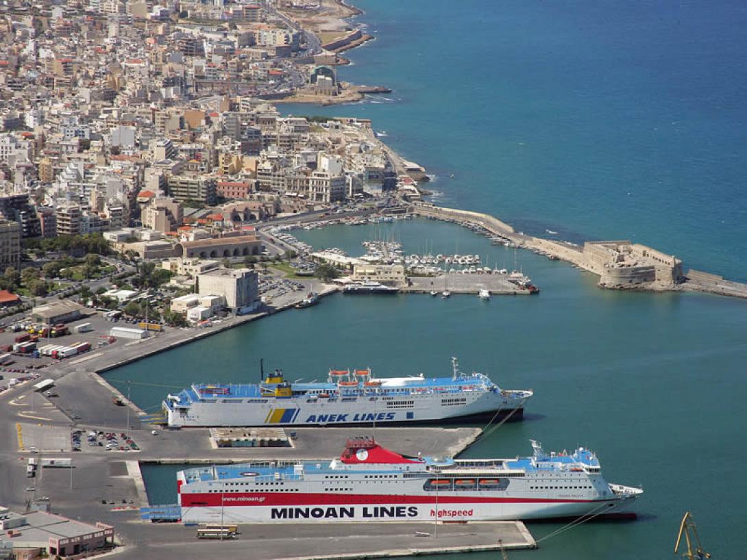 Πότε μπορεί να φύγουν τα καράβια από το λιμάνι του Ηρακλείου