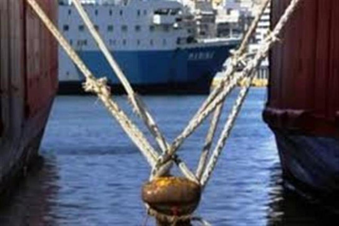 Δίωρη στάση εργασίας αύριο των εργαζομένων στα λιμάνια 