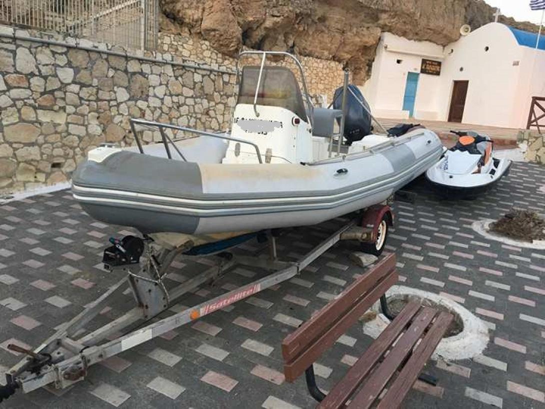 Λιμενικο σκαφη αναψυχης