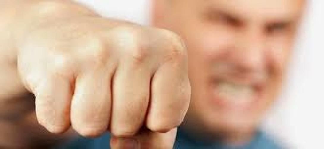 Πακιστανοί ξυλοκόπησαν ομοεθνείς τους και τους λήστεψαν στο Αβδού