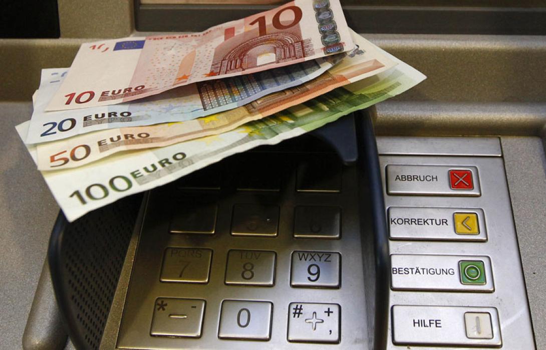 &quot;Ελεύθεροι&quot; οι λογαριασμοί μέχρι 1.500 ευρώ - Πως θα εξασφαλίζεται ηλεκτρονικά το ακατάσχετο