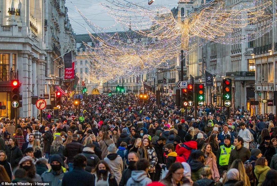Έξω από τα καταστήματα Harrods