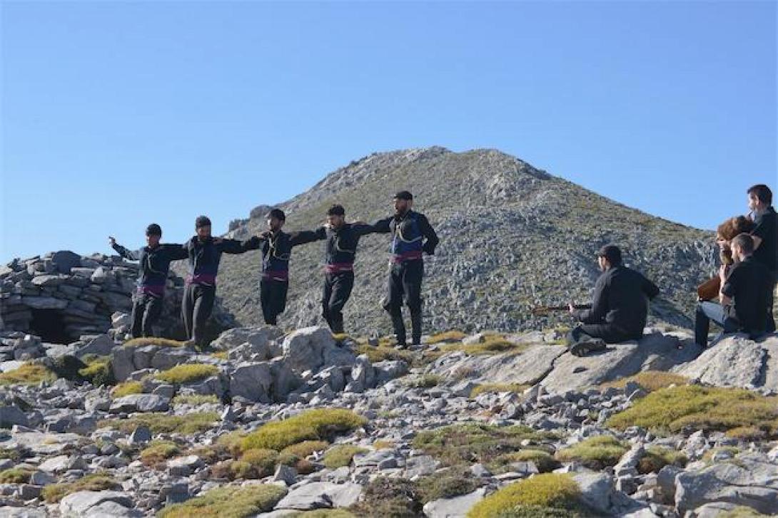 Προβολή της ταινίας &quot;Μαδαροπερπατήματα&quot; στα Χανιά
