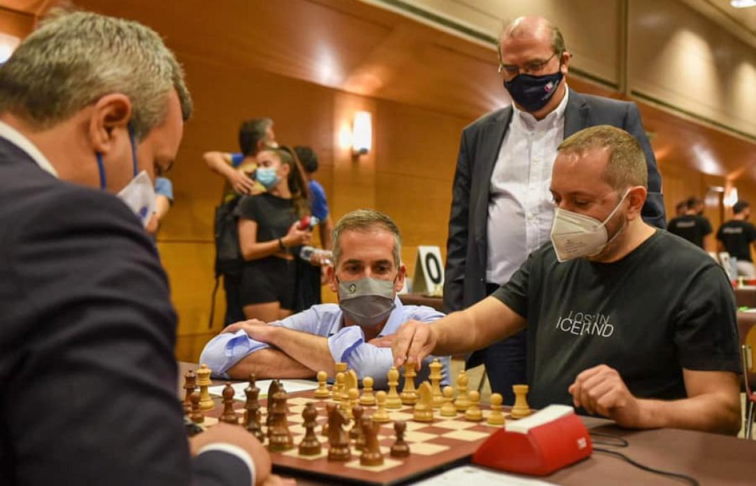 Χάρης Μαμουλάκης - Σκάκι