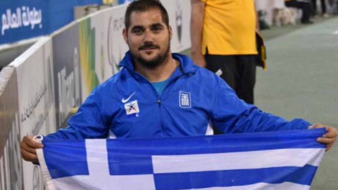 manolis-stefanoudakis.jpg