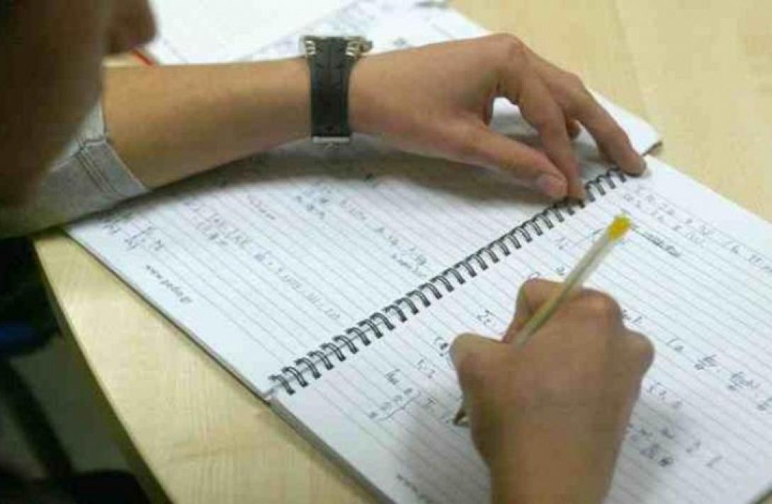 Παρά την κρίση 4 στους 5 μαθητές κάνουν φροντιστήριο 