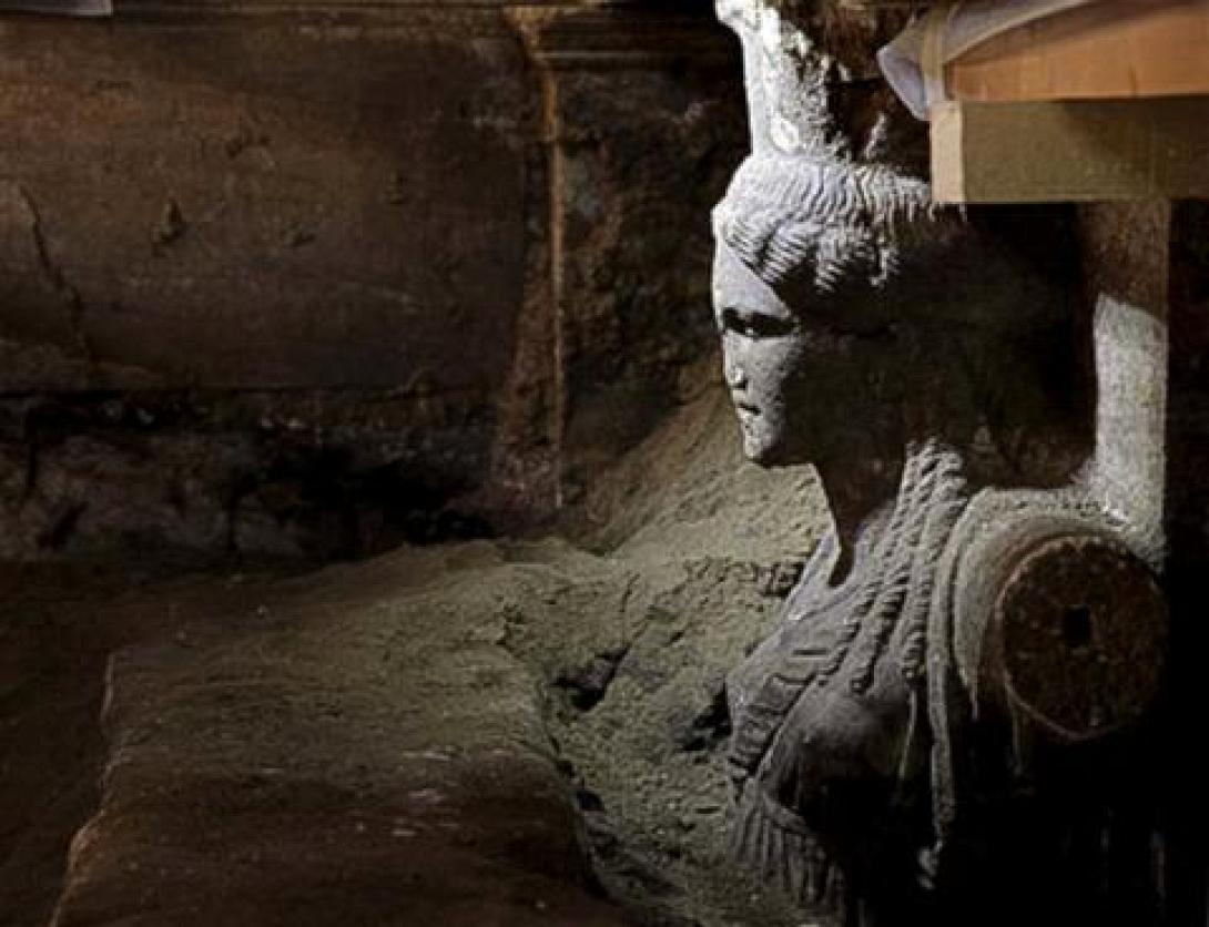 Μενδώνη: Η ανασκαφή θα απαντήσει αν έχει συληθεί ο τάφος της Αμφίπολης