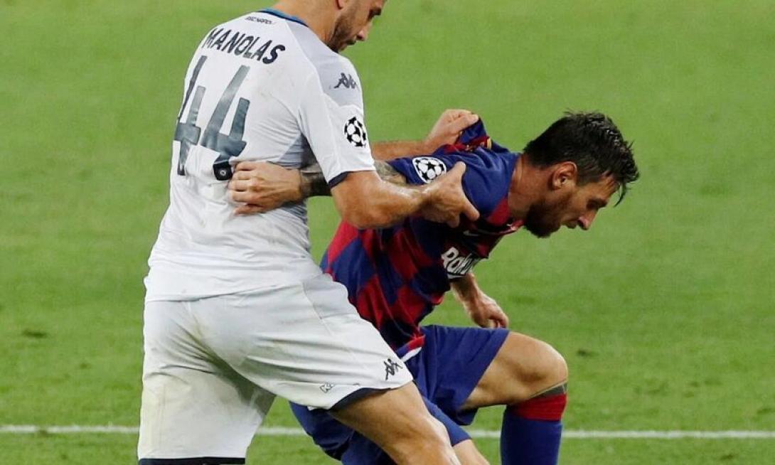 messi-manolas.jpg