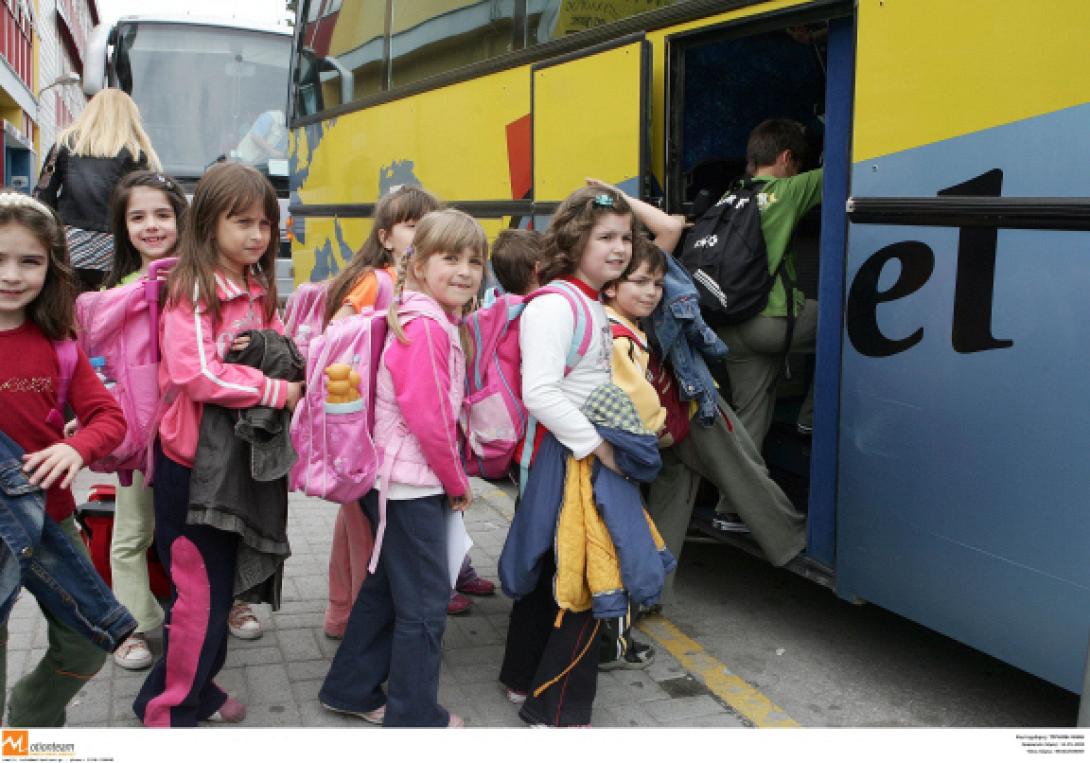 Υπογράφεται η σύμβαση για τη μεταφορά των μαθητών της Κρήτης