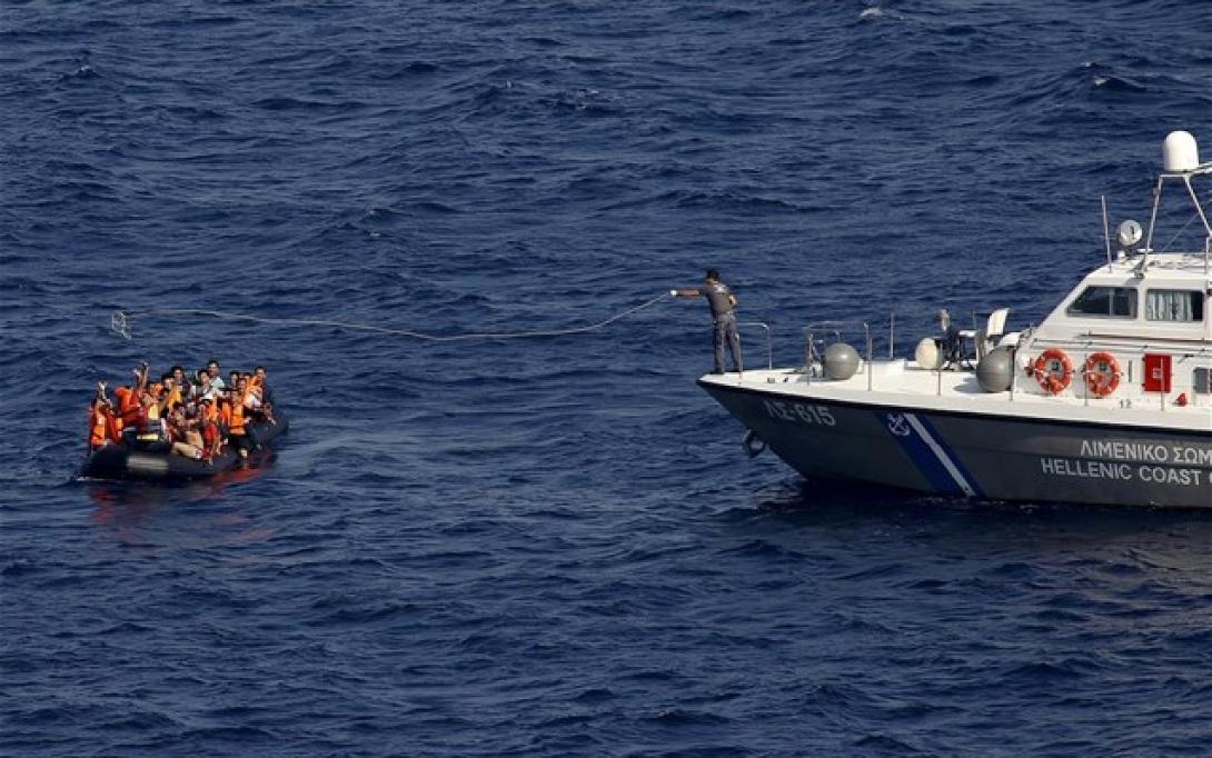 metanastes-prosfuges-thalassa-barka-diasosi.jpg