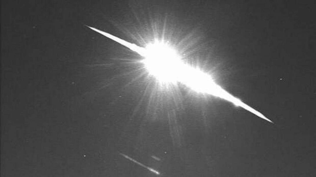 μετεωριτης