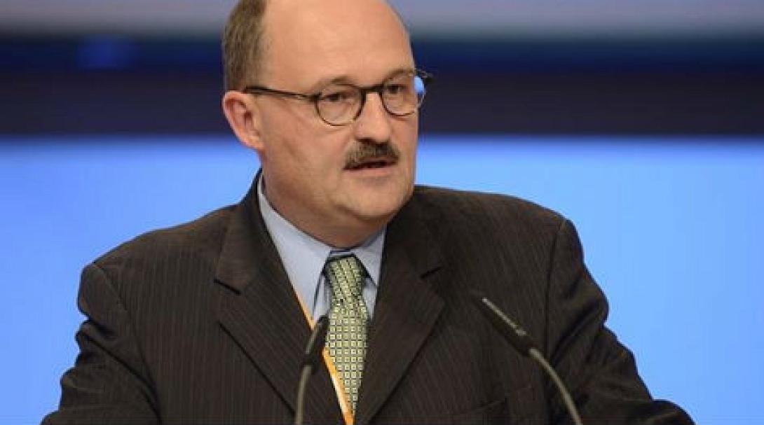 Η τρόικα δεν χρειάζεται αλλαγές, λέει ο Γερμανός Υφυπουργός Οικονομικών