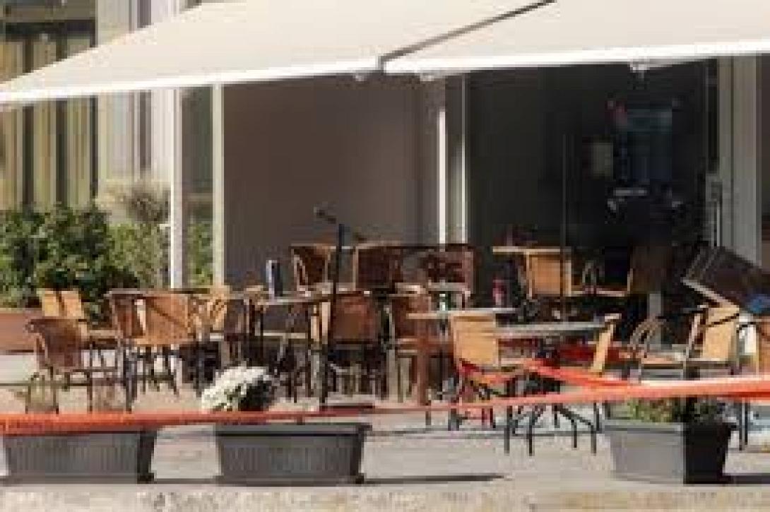Το μαγαζί που &quot;γάζωσε&quot; ο πιστολέρο δίνει τα έσοδα για τους τραυματίες