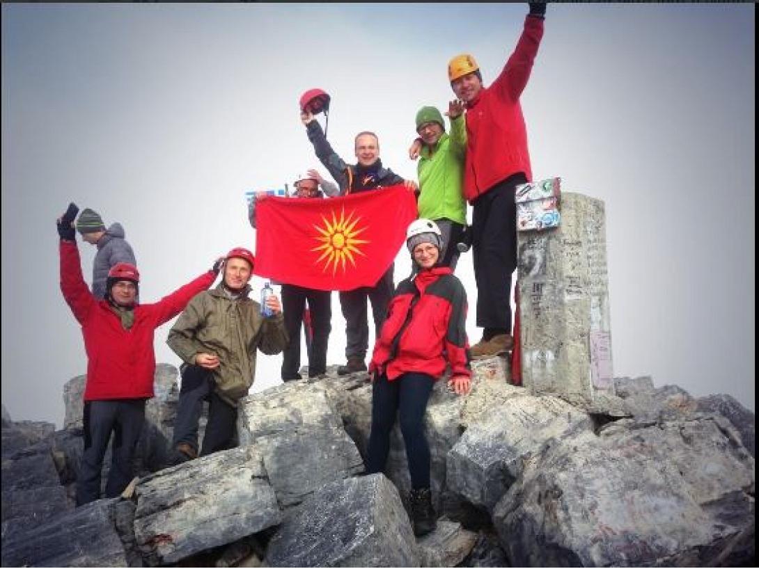 Στον Όλυμπο με τον Ήλιο της Βεργίνας ο αντιπρόεδρος της Βουλής της ΠΓΔΜ