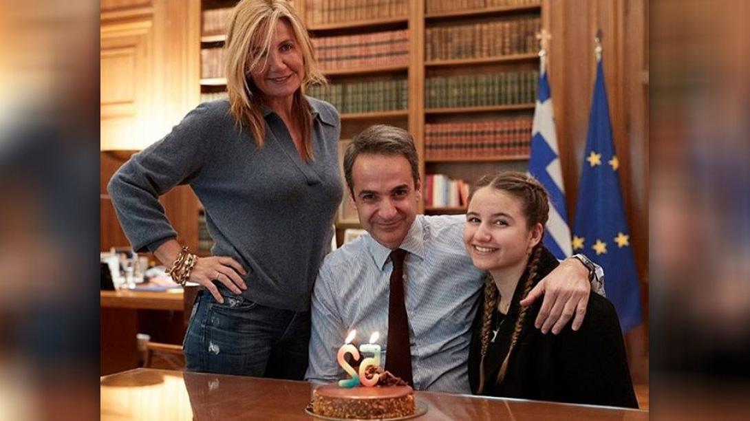 Μητσοτάκης-Μαρέβα-Δάφνη