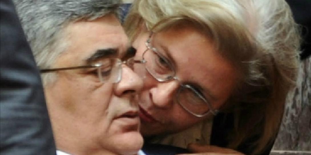 &quot;Μπλόκο&quot; ΜΙχαλολιάκου στην απολογία της Ελένης Ζαρούλια