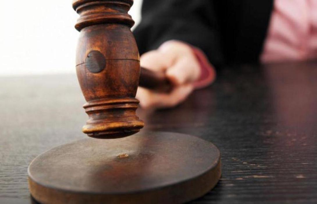 Μοίρες: Θα δίνει 100 ευρώ το μήνα στις τράπεζες μέχρι το 2017 