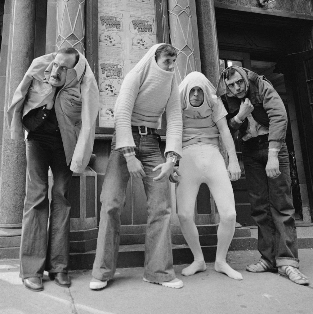 Νέο τραγούδι των Monty Python! (βίντεο)