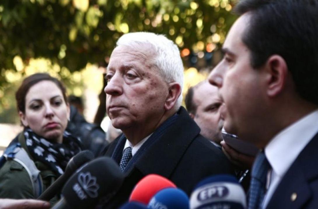 μουτζούρης μηταράκης