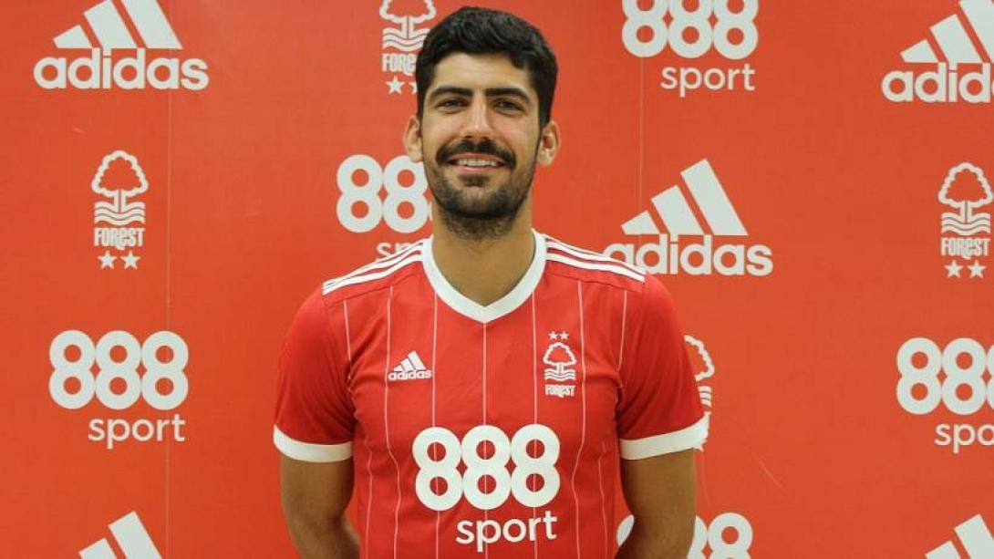 mpoyhalakis_2.jpg