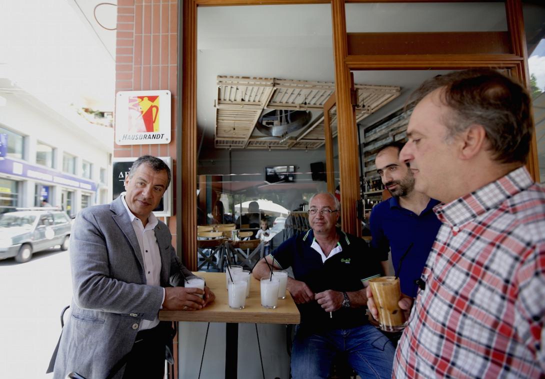 neapolitheodorakis.jpg