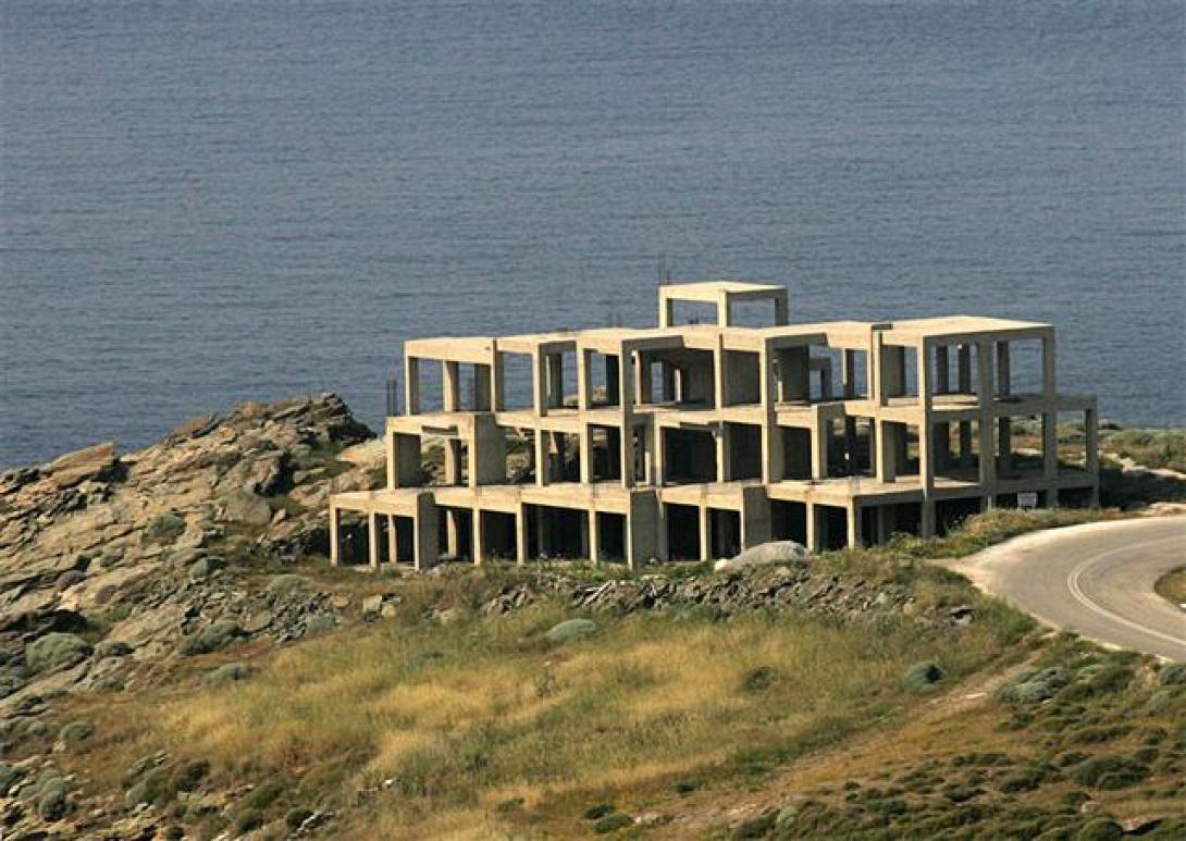 Αυθαίρετα: Τελειώνει η προθεσμία των 102 δόσεων