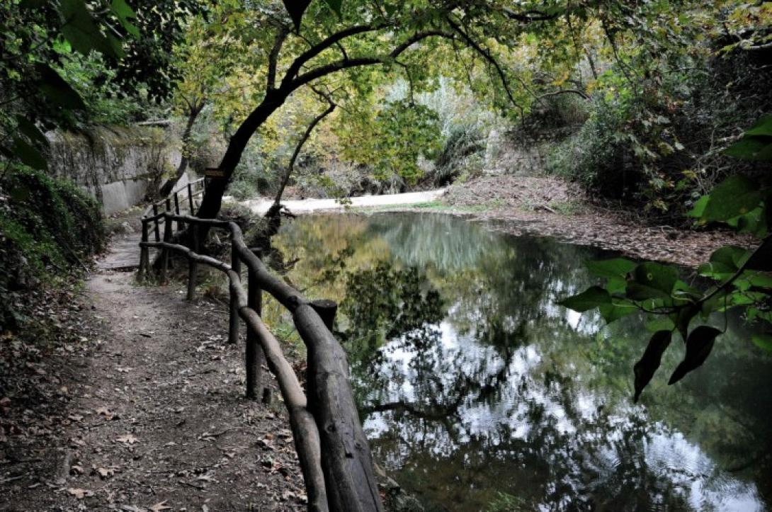 νεραιδοσπηλιο