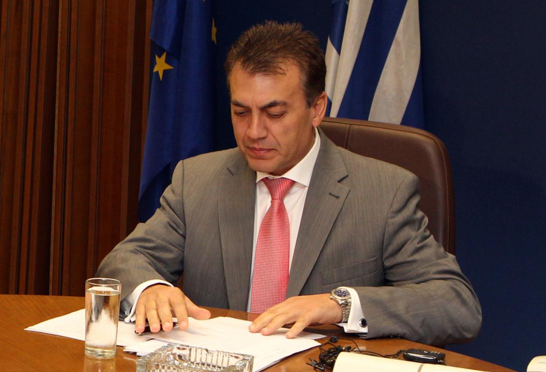 Βρούτσης: Ωφελημένοι οι συνεπείς πολίτες
