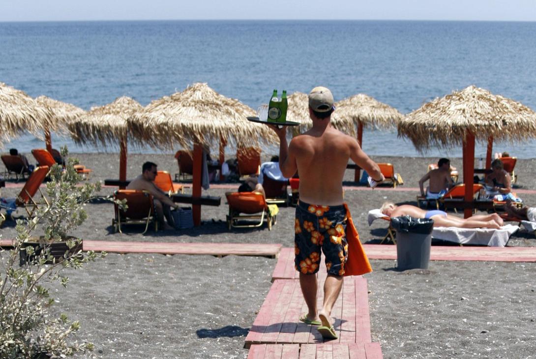 Πρόστιμα ύψους 64,5 εκατ. ευρώ για &quot;μαύρη&quot; εργασία το 2014