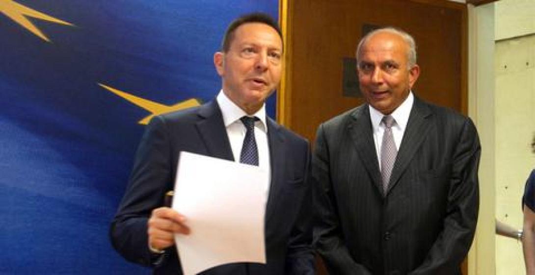 Θετικά μηνύματα από την Fairfax για την ελληνική οικονομία