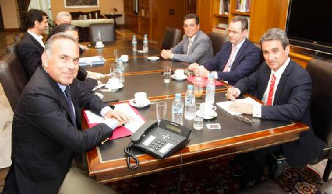 Ανοιχτός στο διάλογο με εκπαιδευτικούς και μαθητές ο νέος υπουργός Παιδείας Α.Λοβέρδος 