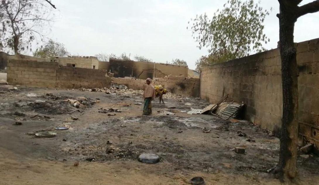 Νιγηρία: Ένα κορίτσι έχασε τη ζωή του σε επίθεση αγνώστων εναντίον ενός σχολείου και άλλων κτιρίων