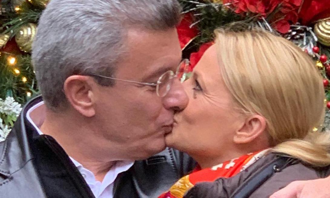 nikos2.jpg