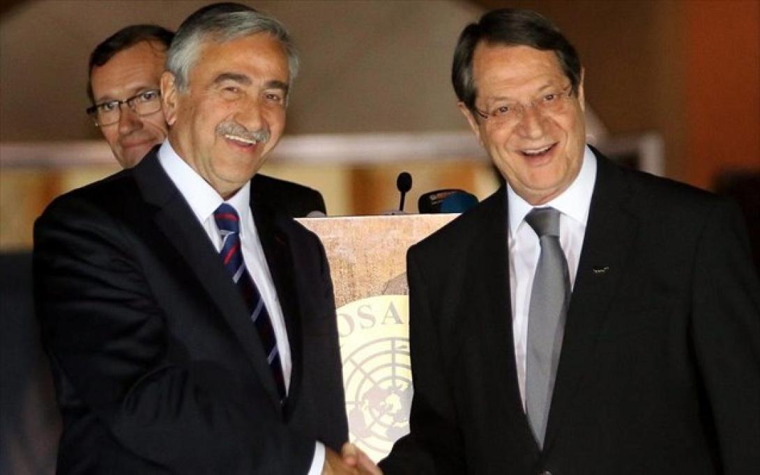Αναστασιάδης και Ακιντζί.jpg