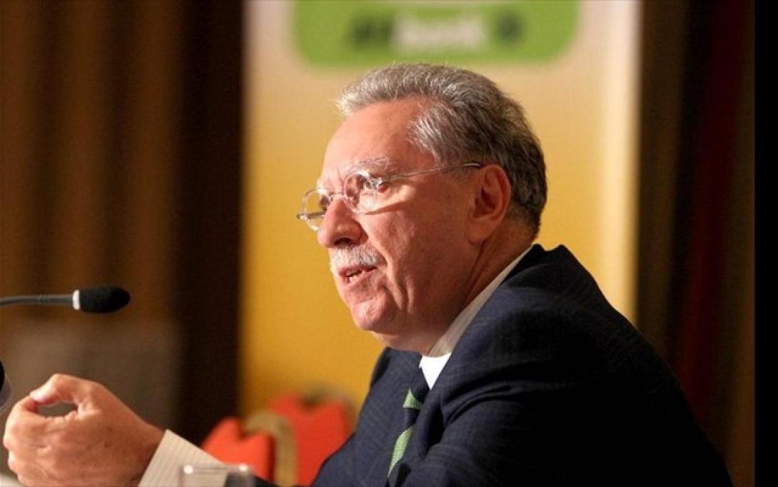 Φορολογικό σύστημα με ρήτρες 15ετίας προτείνει ο Μ. Σάλλας