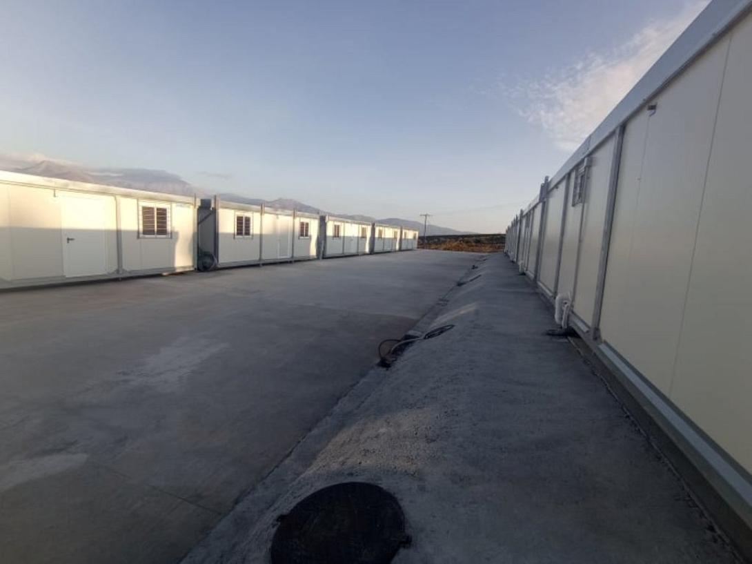 Αναμένονται να φτάσουν και να τοποθετηθούν ακόμη 20 οικίσκοι, με τη ροή να συνεχίζεται και την ερχόμενη εβδομάδα.