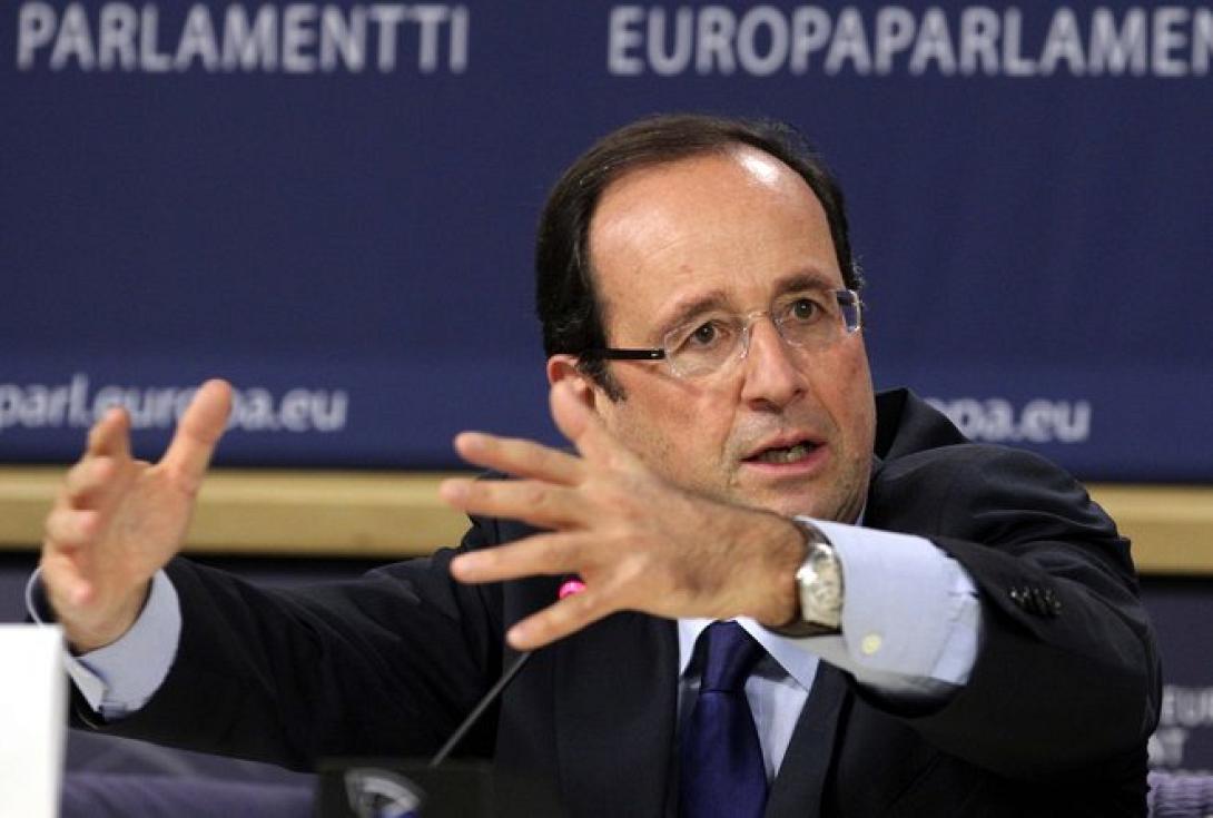 &#039;Ρήγμα&#039; στην ασφάλεια του Ολάντ λόγω των ... ροζ συναντήσεων