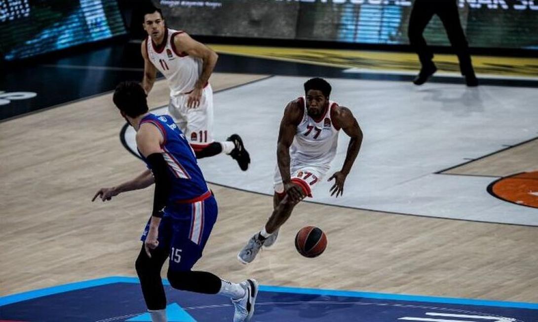 olympiacos-efes-euroleague.jpg