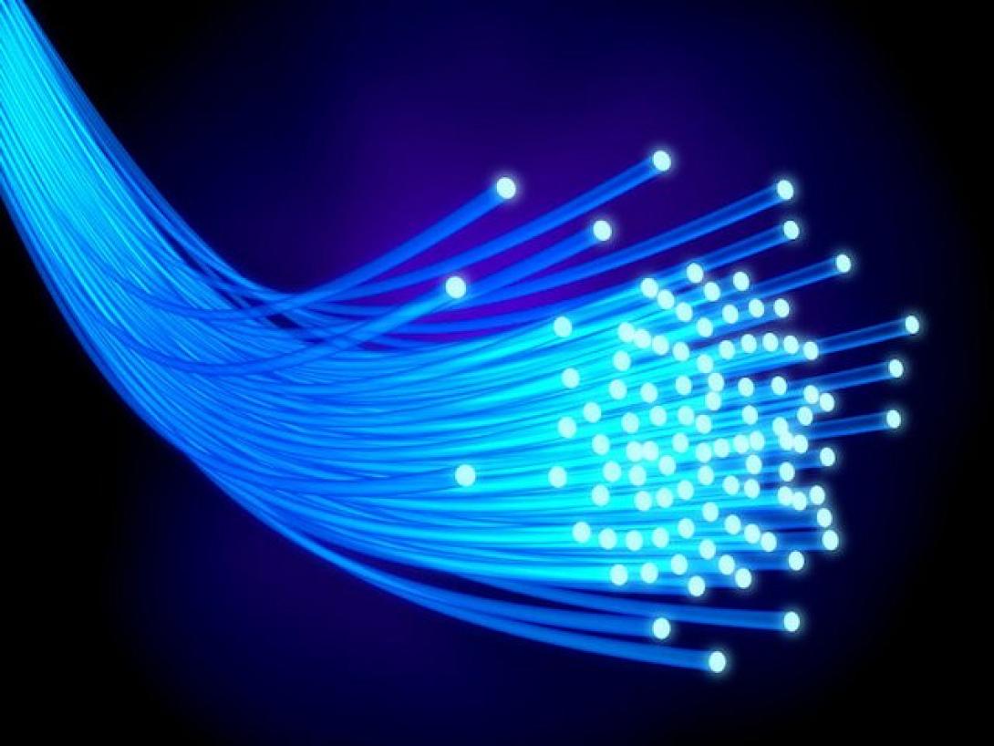 Οπτική ίνα με ταχύτητες μετάδοσης 255 terabit