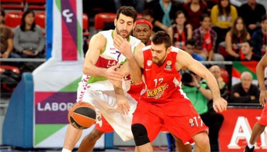 Ευρωλίγκα: Η Λαμποράλ «έσπασε» το αήττητο  του Ολυμπιακού